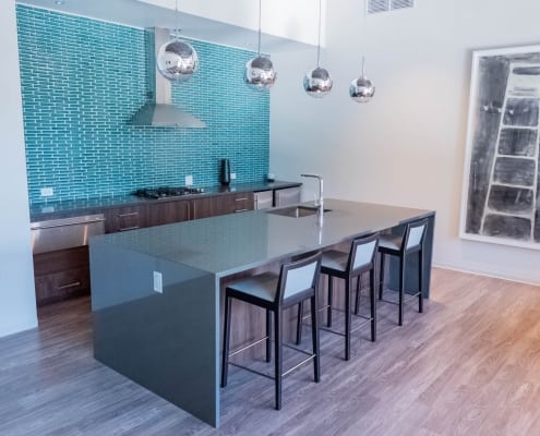 _1055307 scio showcase bos