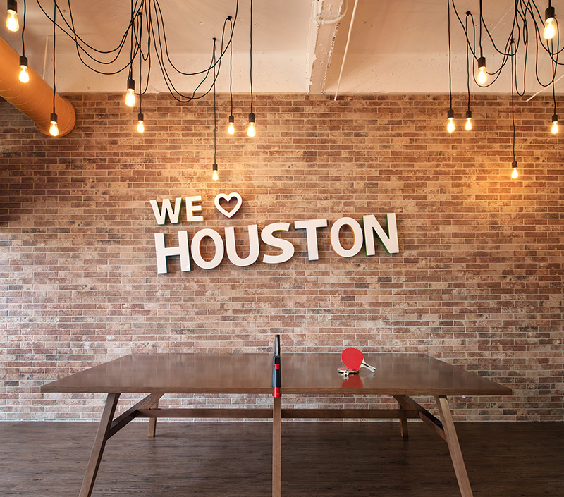 Booking-Houston—We-Love-Houston_800